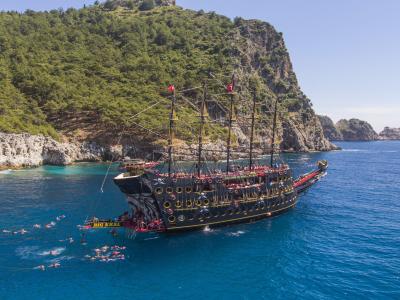 Alanya Legend Big Kral Pirate Boat Tour