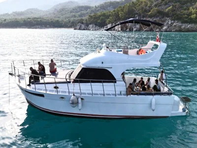 Private Waterfall Yacht Trip
