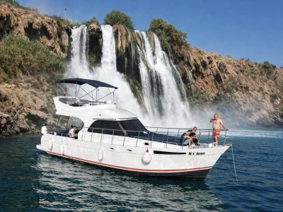 Private Waterfall Yacht Trip